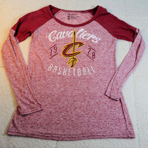 NBA Cleveland Cavaliers Wine & Gold L/S Medium